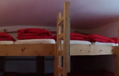 Gasthaus Alpenrose Inn Juf