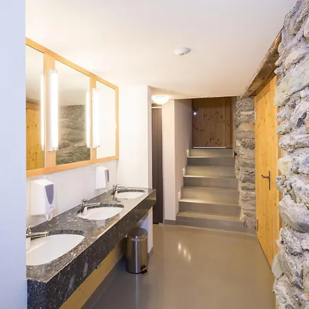 Gasthaus Alpenrose Juf