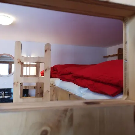 Gasthaus Alpenrose Juf