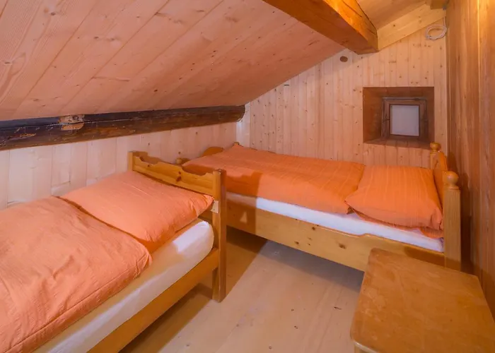 Gasthaus Alpenrose Мини-отель Juf